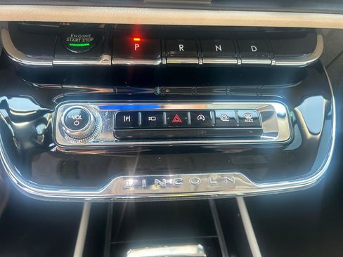 Used 2025 Lincoln Corsair FWD image 20