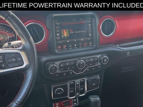 Used 2021 Jeep Wrangler Unlimited Rubicon AWD/4WD image 8
