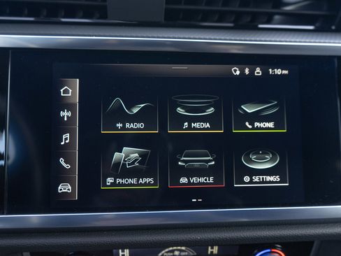 Used 2022 Audi Q3 2.0T Premium Plus image 16