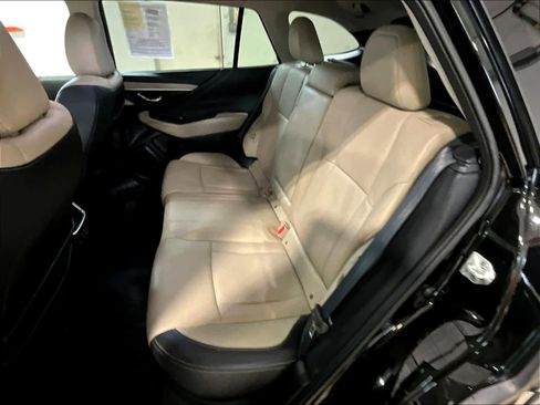 Used 2023 Subaru Outback Limited image 15