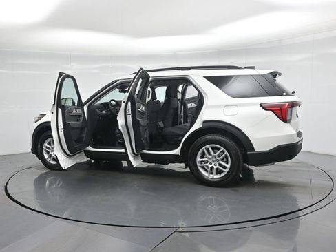 New 2026 Ford Explorer Active RWD image 35