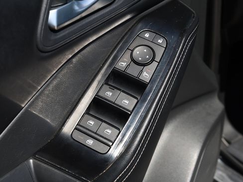 Used 2025 Nissan Rogue SV AWD/4WD image 26