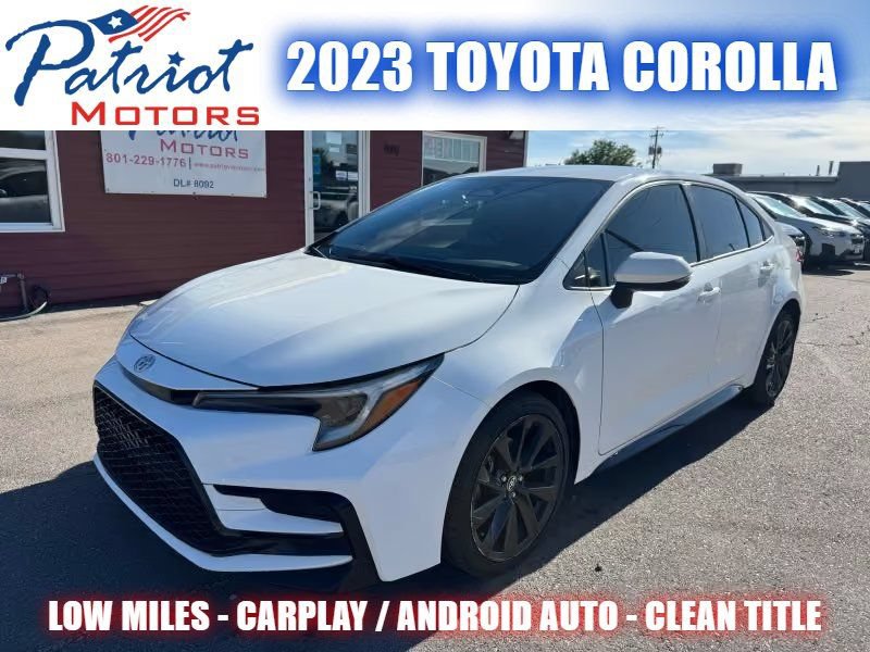 Used 2023 Toyota Corolla SE FWD image 1