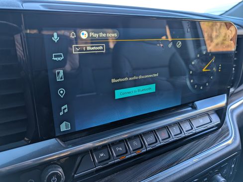 Used 2024 Chevrolet Silverado 1500 LT Trail Boss w/ LT Trail Boss Premium Package image 29