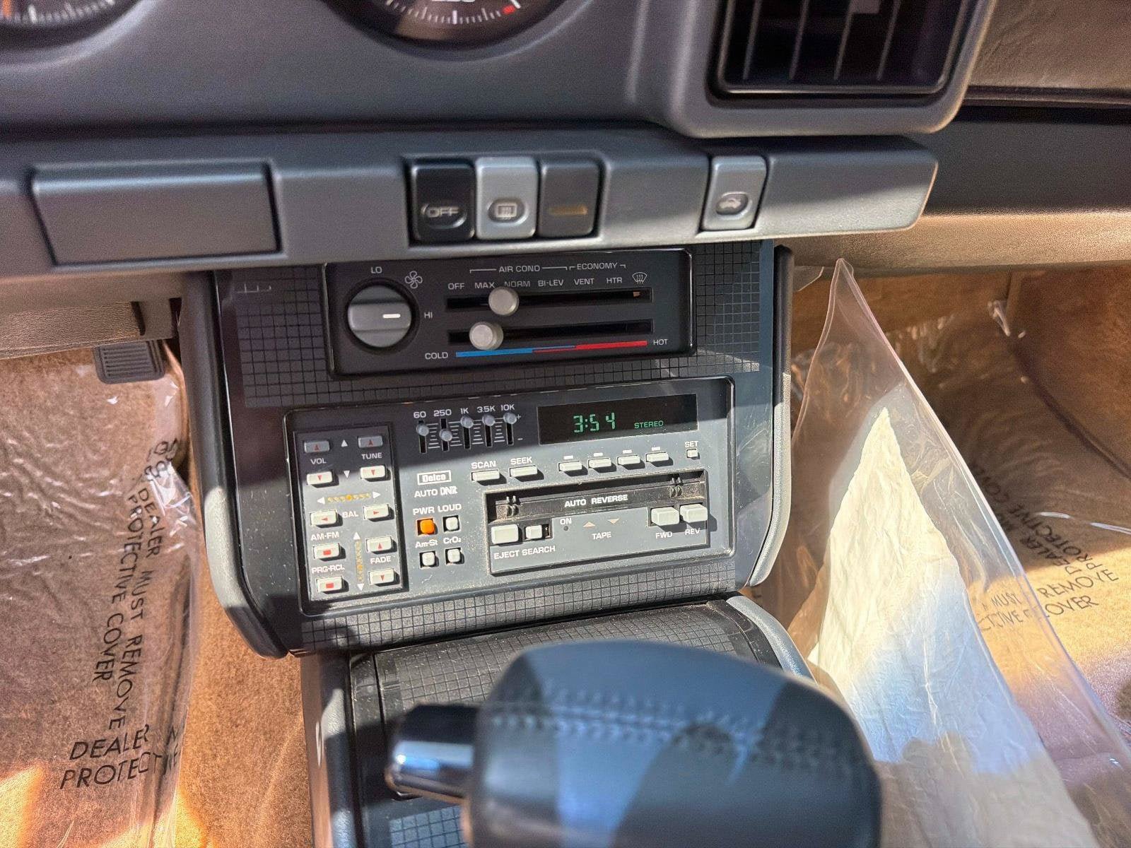 Used 1987 Pontiac Firebird Trans Am RWD image 17