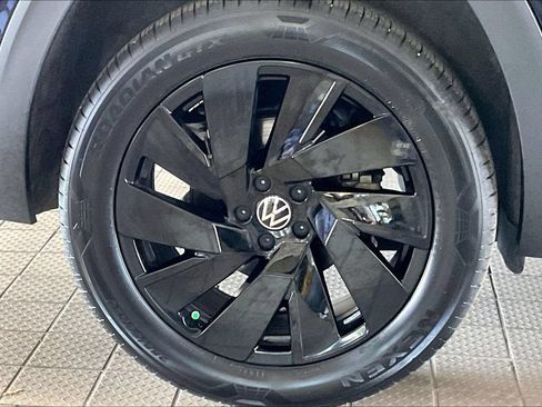 Used 2026 Volkswagen Atlas SE AWD/4WD image 36