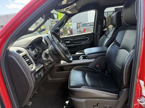 Used 2022 RAM 2500 Laramie AWD/4WD image 30