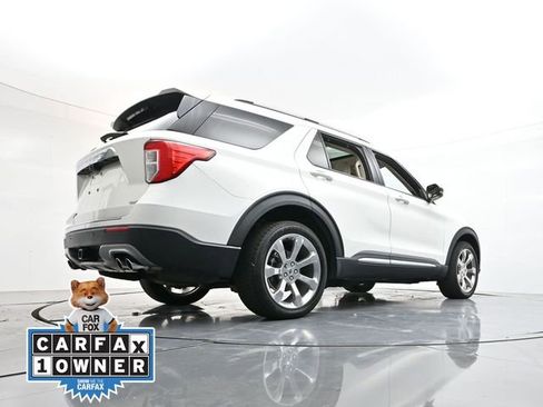 Used 2020 Ford Explorer Platinum w/ Premium Technology Package image 36