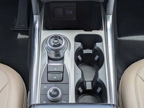Used 2022 Ford Explorer Limited AWD/4WD image 21