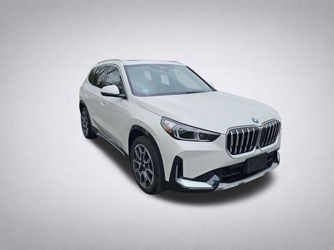Certified 2025 BMW X1 xDrive28i w/ Premium Package AWD/4WD image 1