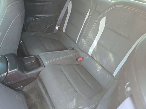 Used 2020 Chevrolet Camaro LT RWD image 5