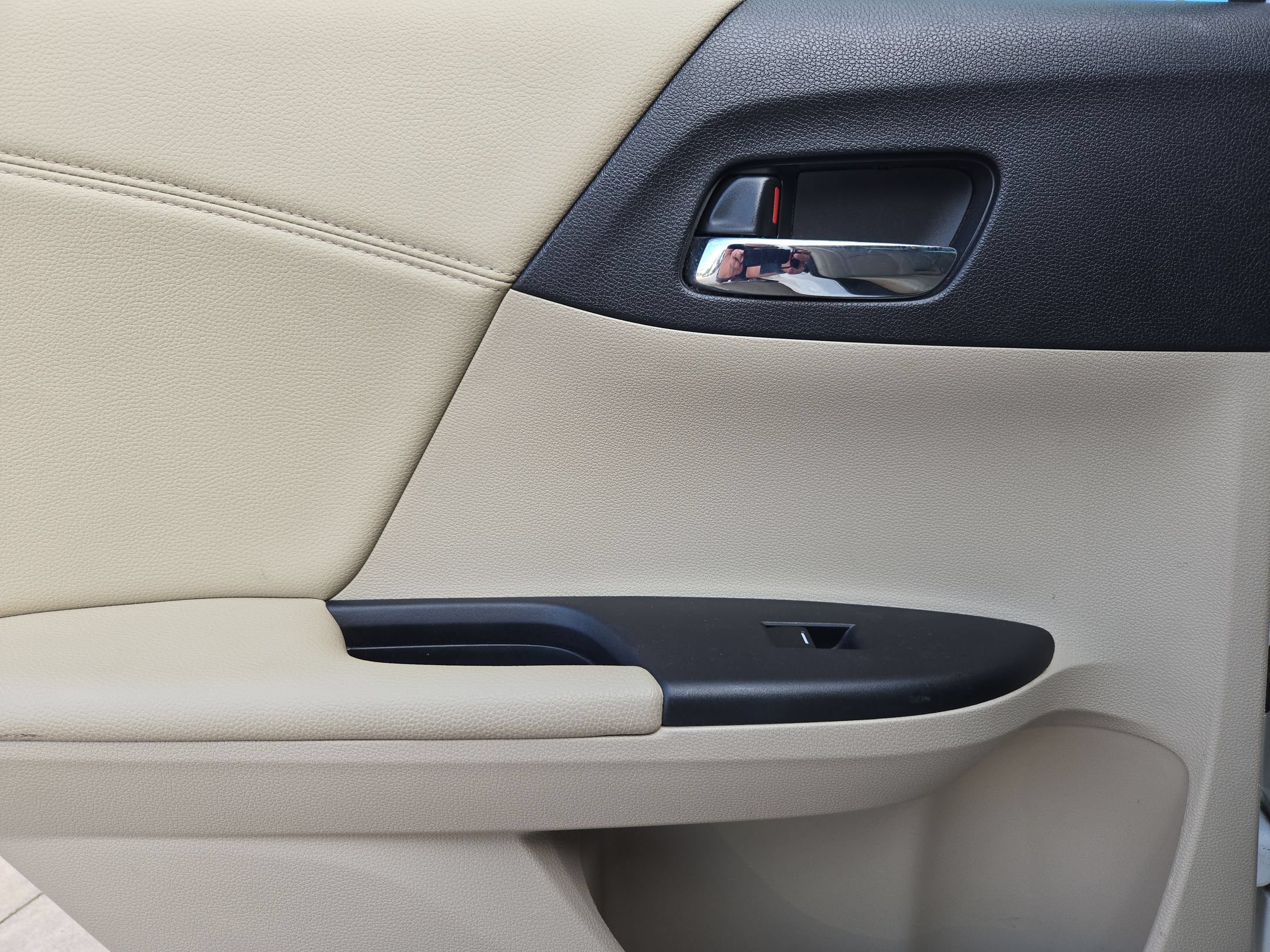 Used 2015 Honda Accord EX-L image 15