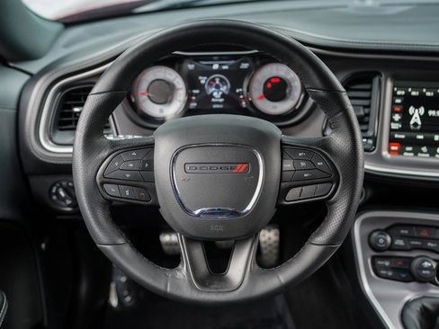 Used 2022 Dodge Challenger R/T Scat Pack w/ Shaker Package image 28