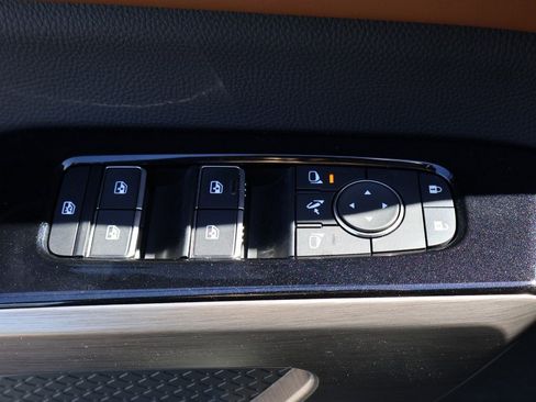 Used 2024 Nissan Pathfinder Platinum w/ Cargo Package image 48