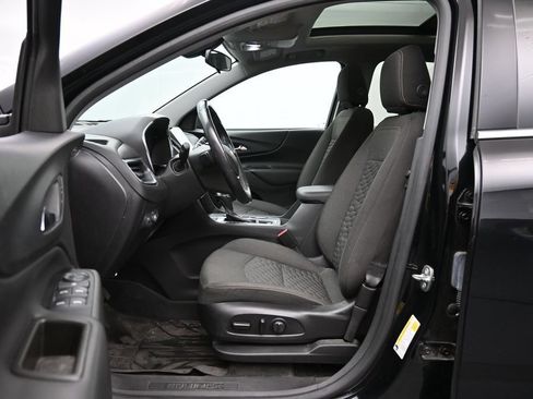 Used 2019 Chevrolet Equinox LT w/ Sun & Navigation Package AWD/4WD image 23