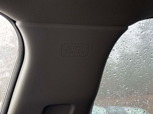 Used 2023 Subaru Forester Premium image 32