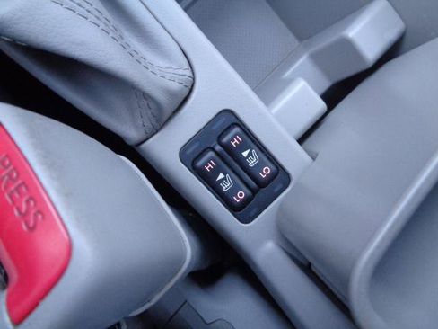 Used 2013 Subaru Forester 2.5X Limited image 35