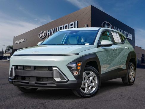 Used 2024 Hyundai Kona SE AWD/4WD image 1
