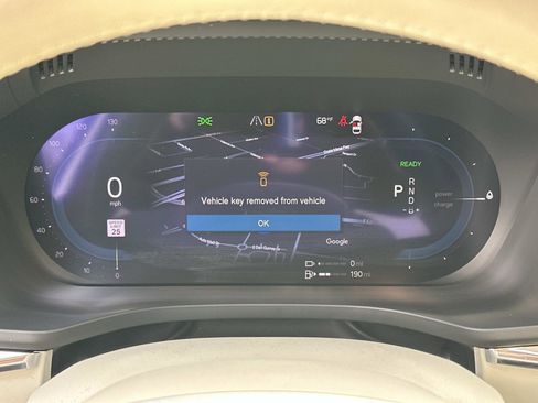 Certified 2025 Volvo XC60 T8 Plus w/ Protection Package Premier image 10