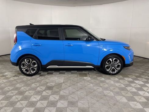 New 2025 Kia Soul EX image 9