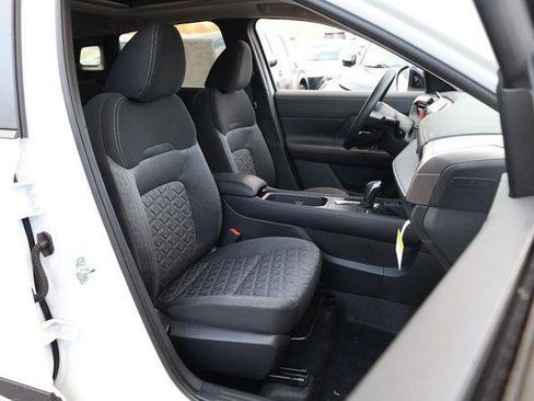 New 2026 Nissan Kicks SV w/ SV Premium Package FWD image 26
