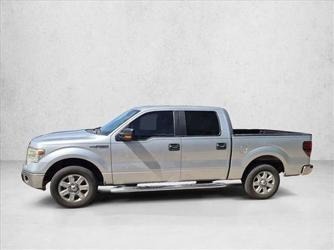 Used 2014 Ford F150 XLT w/ Equipment Group 302A Luxury RWD image 8