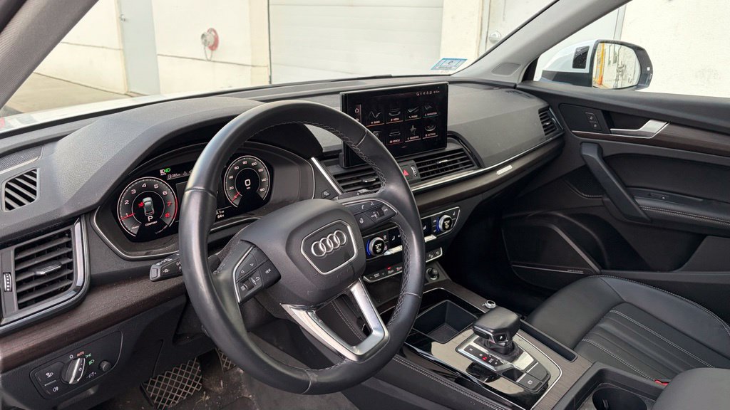 Used 2023 Audi Q5 2.0T Premium Plus AWD/4WD image 7