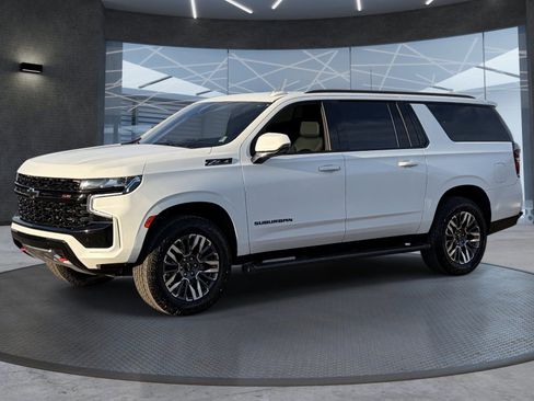Certified 2023 Chevrolet Suburban Z71 w/ Z71 Off-Road Package AWD/4WD image 2