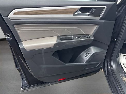 Used 2023 Volkswagen Atlas SEL image 25