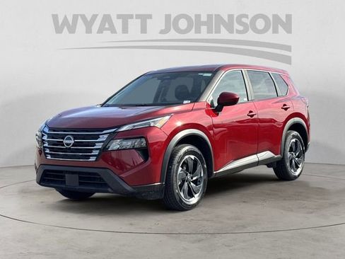 Used 2025 Nissan Rogue SV AWD/4WD image 1