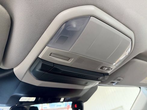 Used 2023 Subaru Ascent 8-Passenger image 26