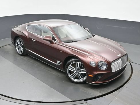 Used 2021 Bentley Continental GT AWD/4WD image 30
