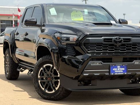 New 2026 Toyota Tacoma TRD Sport w/ TRD Sport Premium Package AWD/4WD image 2