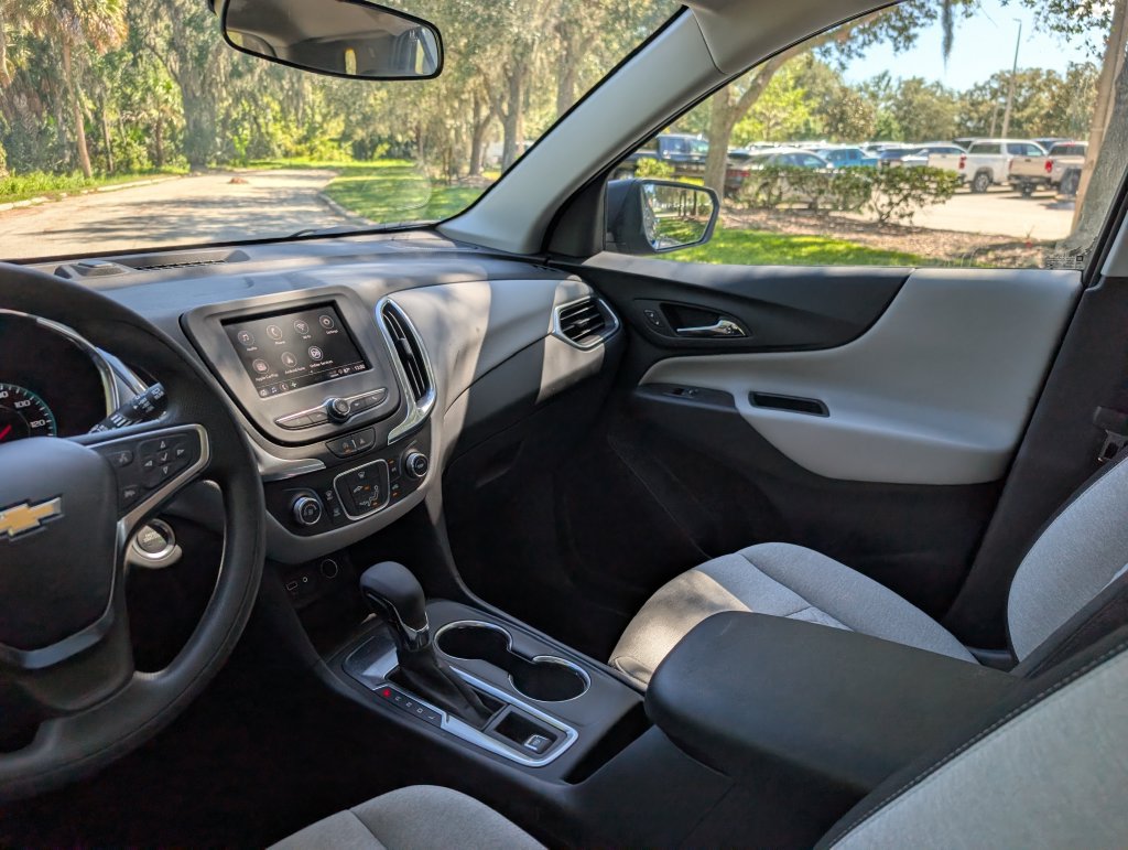 Used 2024 Chevrolet Equinox LS w/ Driver Confidence II Package FWD image 14