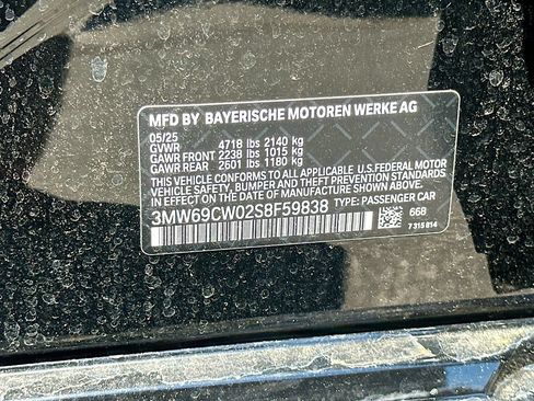 Used 2025 BMW 330i Sedan w/ Convenience Package RWD image 32