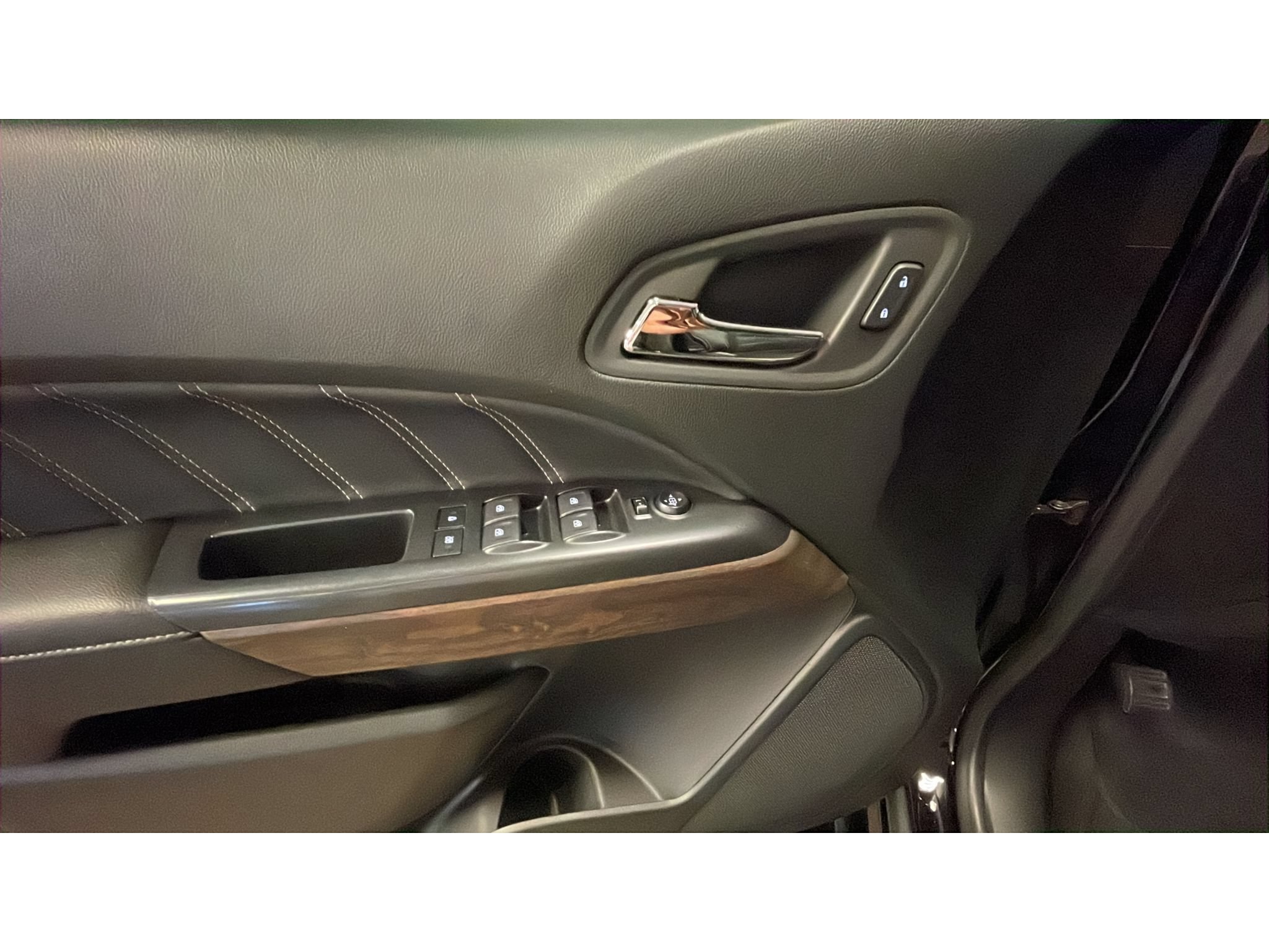 Used 2022 GMC Canyon Denali AWD/4WD image 10