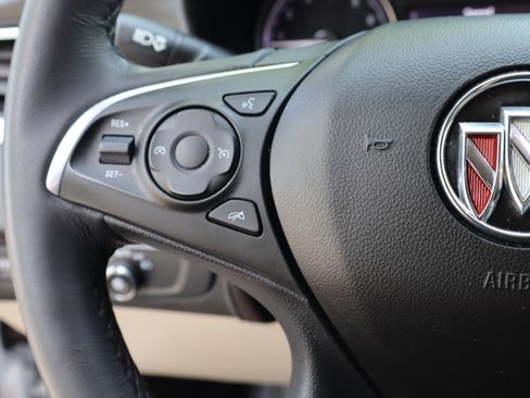 Used 2021 Buick Enclave Essence w/ Sport Touring Edition FWD image 26