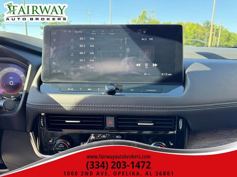 Used 2026 Nissan Rogue Platinum w/ Platinum Premium Package AWD/4WD image 23