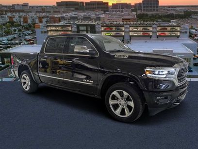 Used 2022 RAM 1500 Limited w/ Body Color Bumper Group
