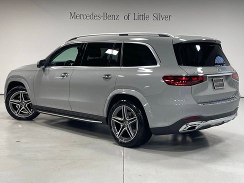 Used 2026 Mercedes-Benz GLS 450 4MATIC image 3