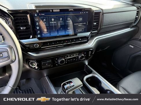 Used 2025 Chevrolet Silverado 1500 LTZ w/ Z71 Off-Road Package image 9