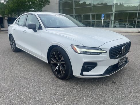 Used 2025 Volvo S60 B5 Plus AWD/4WD image 1