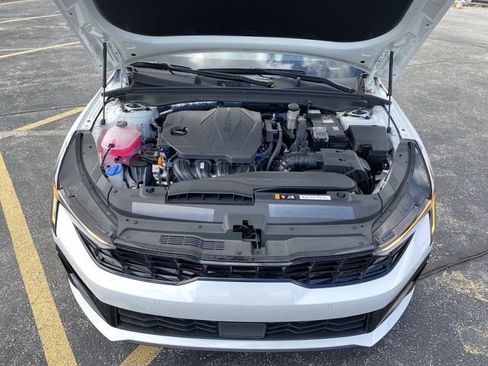 New 2025 Kia K5 LXS image 40