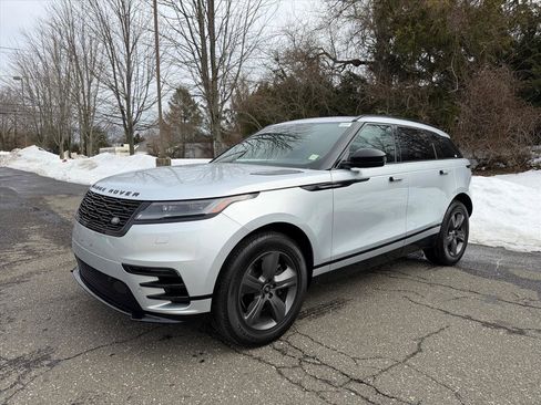 Used 2025 Land Rover Range Rover Velar Dynamic SE image 1