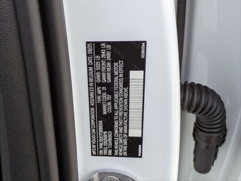 New 2026 Volvo XC40 B5 Plus w/ Protection Package Premier image 15