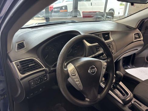 Used 2017 Nissan Sentra S FWD image 13