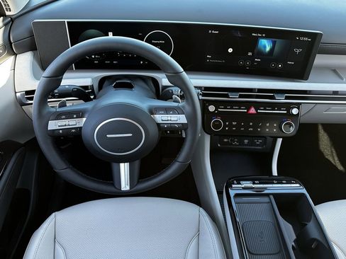 New 2026 Hyundai Tucson Limited image 12