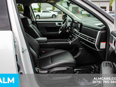 Used 2025 Hyundai Santa Fe SEL FWD image 22