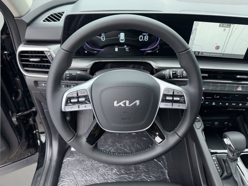 New 2025 Kia Telluride S image 28