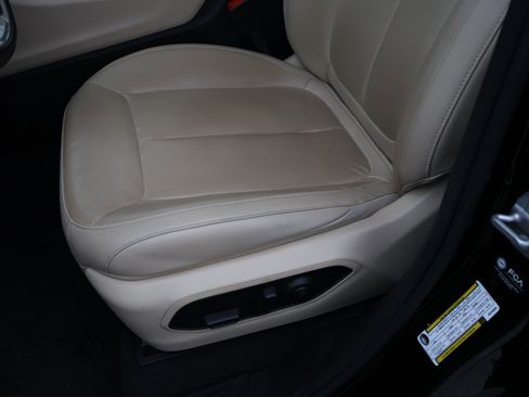 Used 2021 Jeep Grand Cherokee L Limited image 38